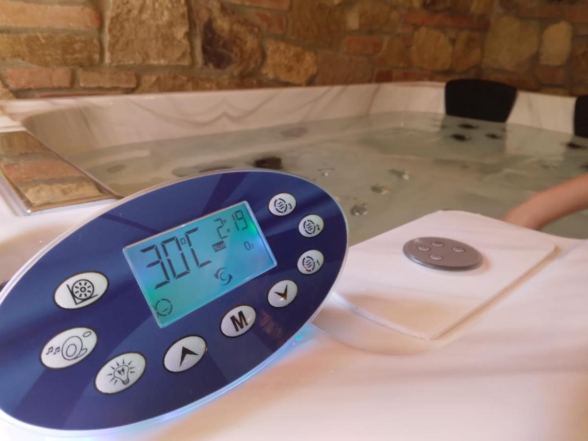 Agriturismo Podere Biancospino Piscina Privata Chianciano Terme Eksteriør billede